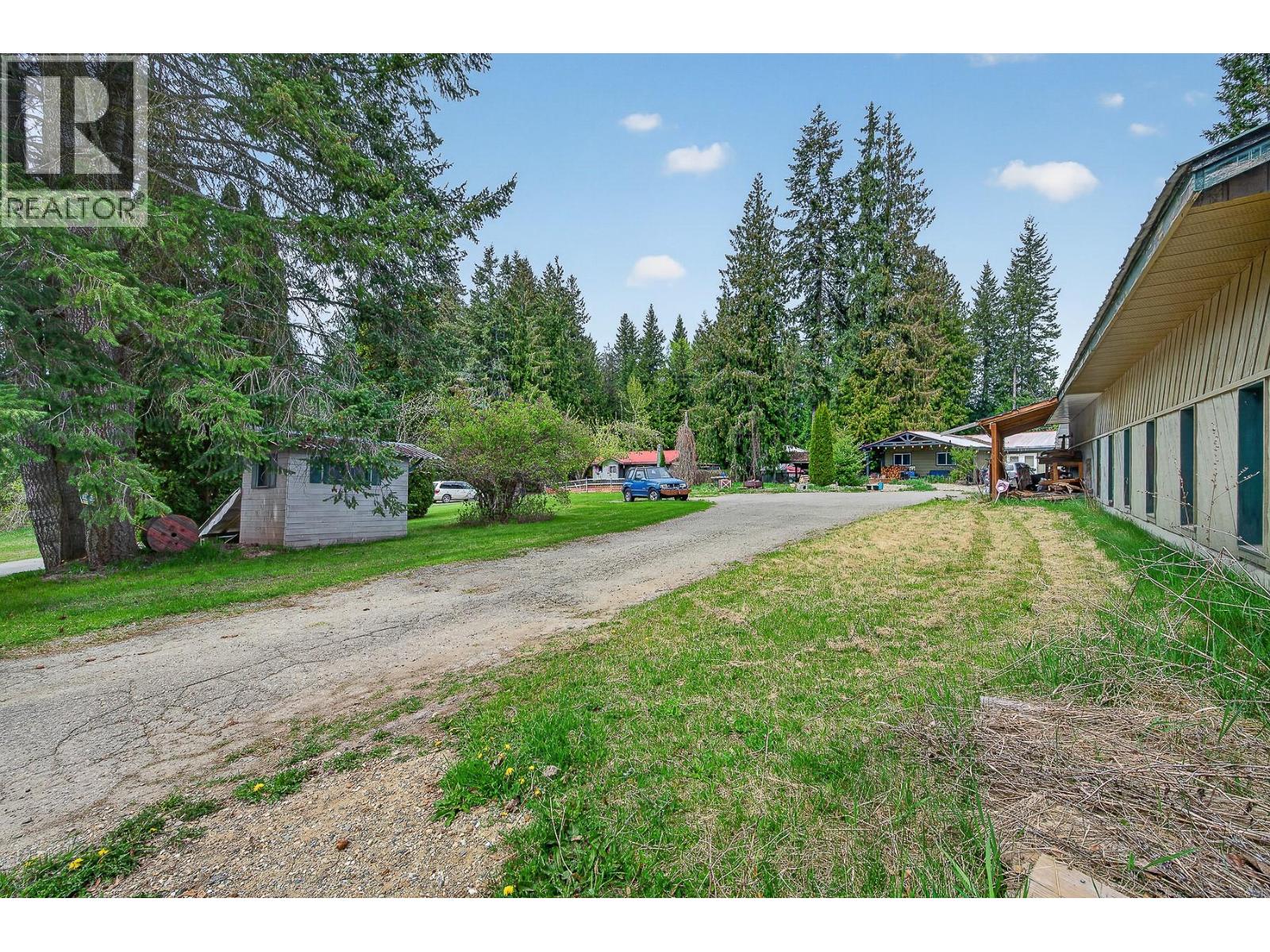 7909/7913 Hudson Road - 6