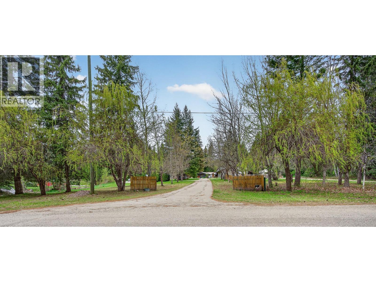 7909/7913 Hudson Road - 66