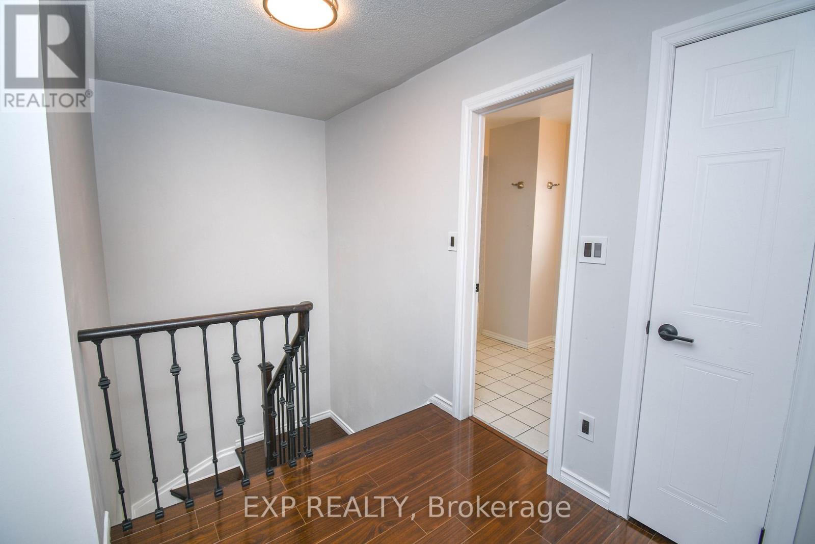 30 AIKENS CRESCENT - 13
