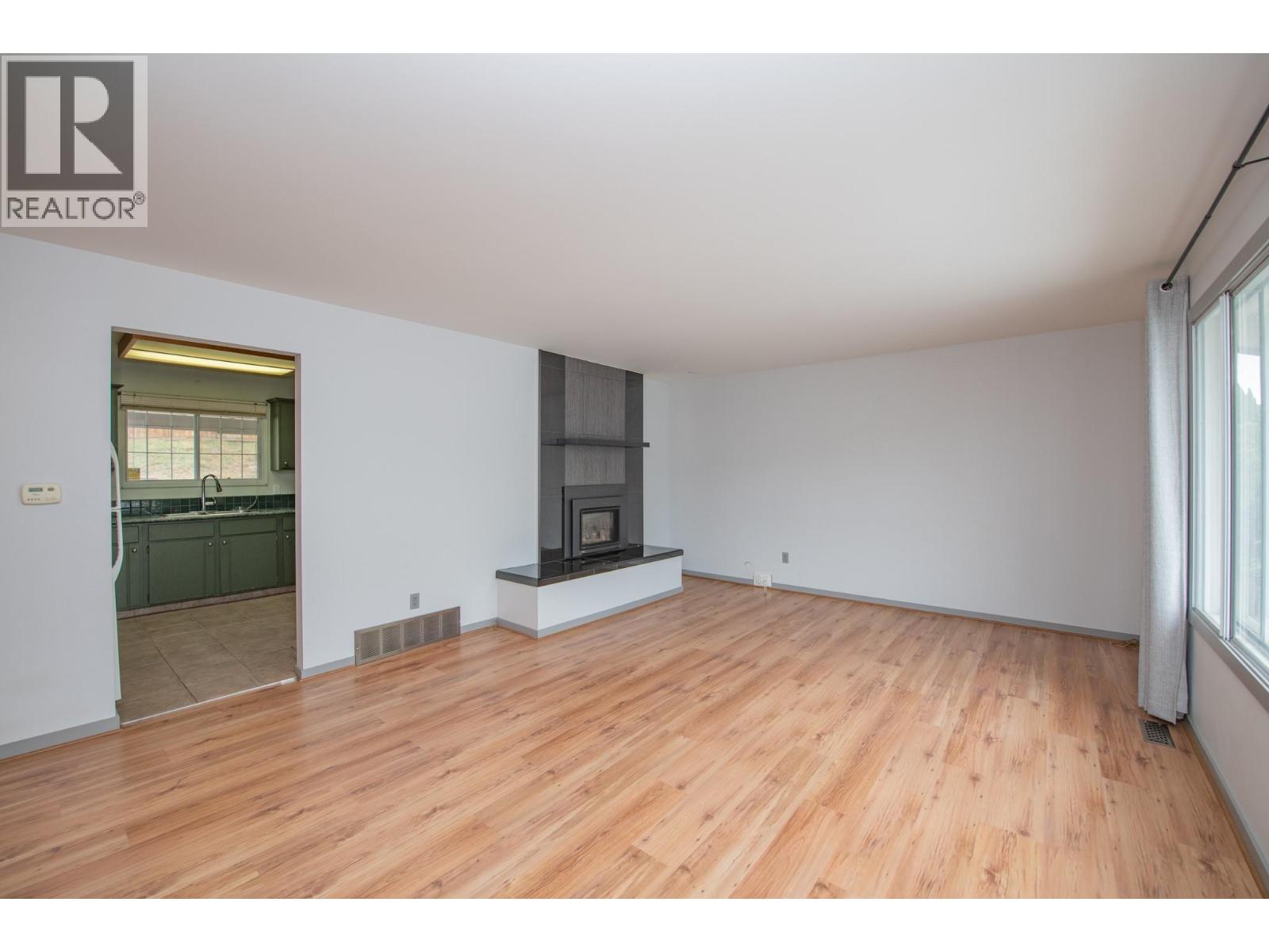 1800 42 Street, Vernon