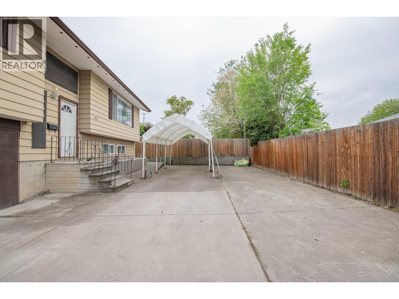 1800 42 Street, Vernon