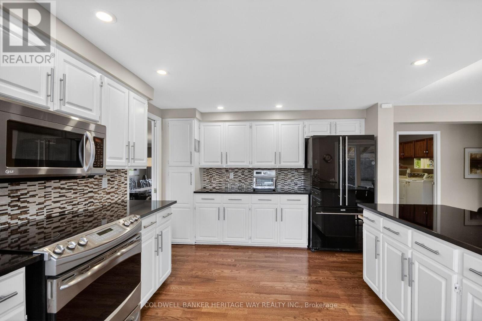 3106 UPLANDS DRIVE - 17