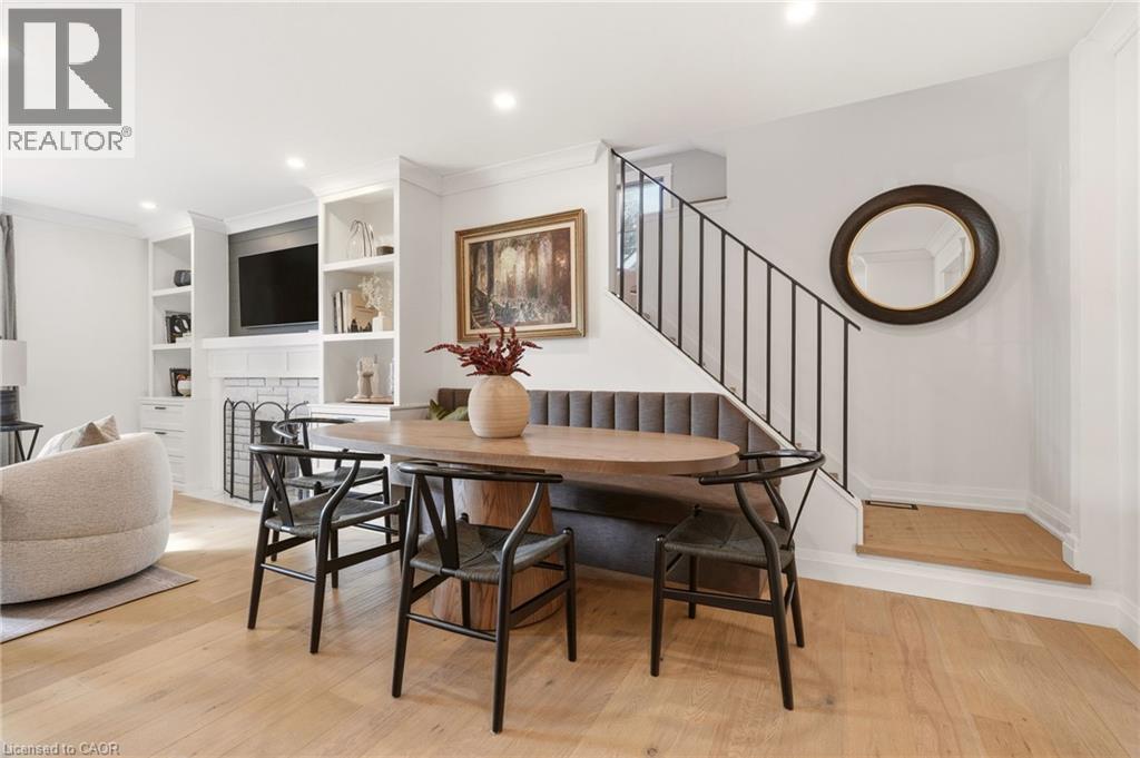 2223 DEYNCOURT Drive, Burlington, Ontario, L7R1W2 — Photo 3