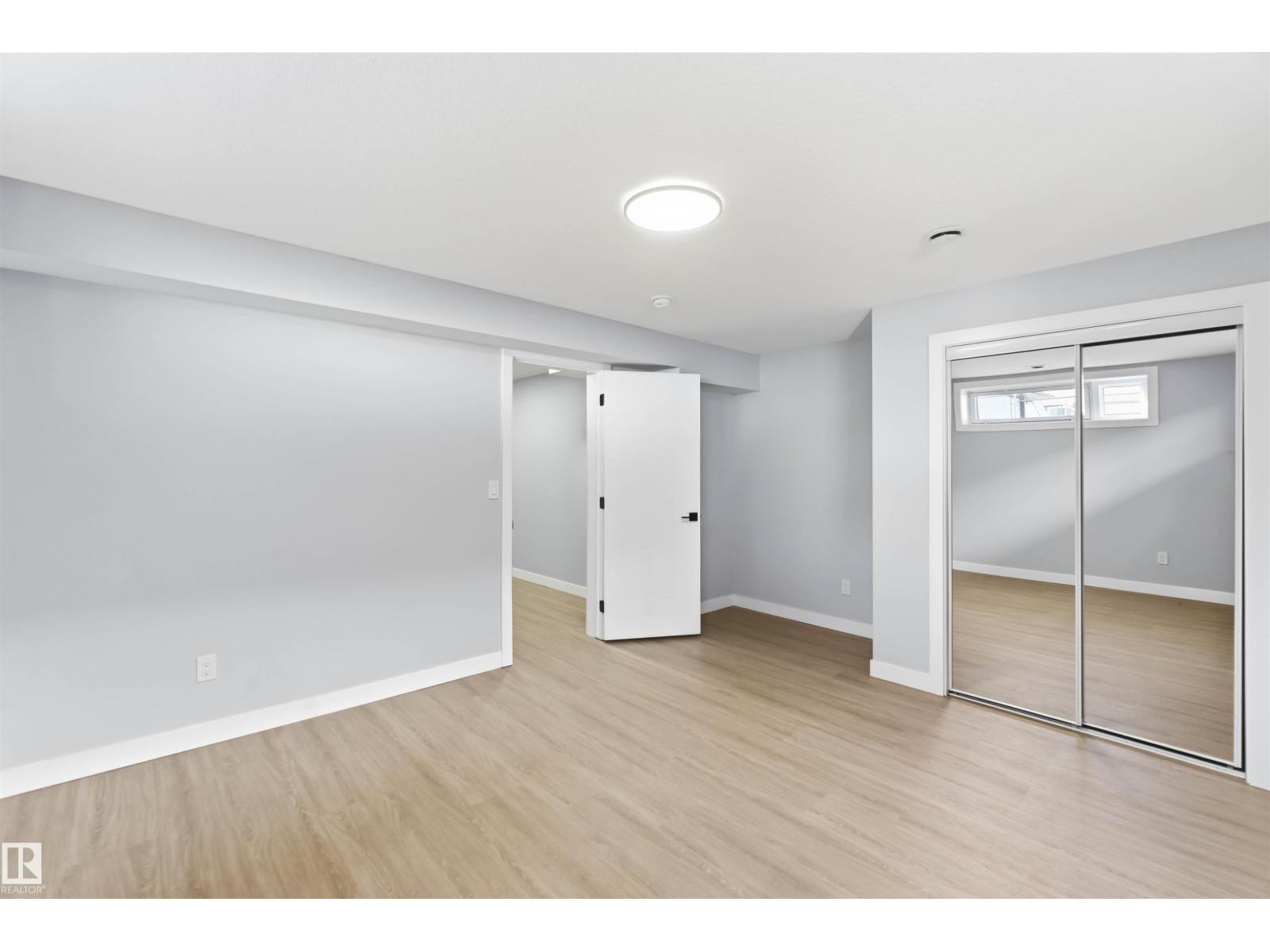8736 66 AV NW, Edmonton