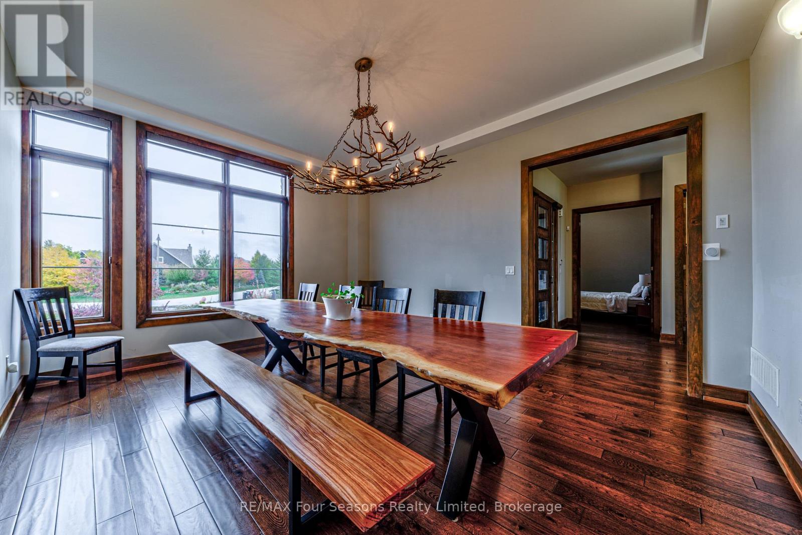 9 WINDROSE VALLEY BOULEVARD - 19