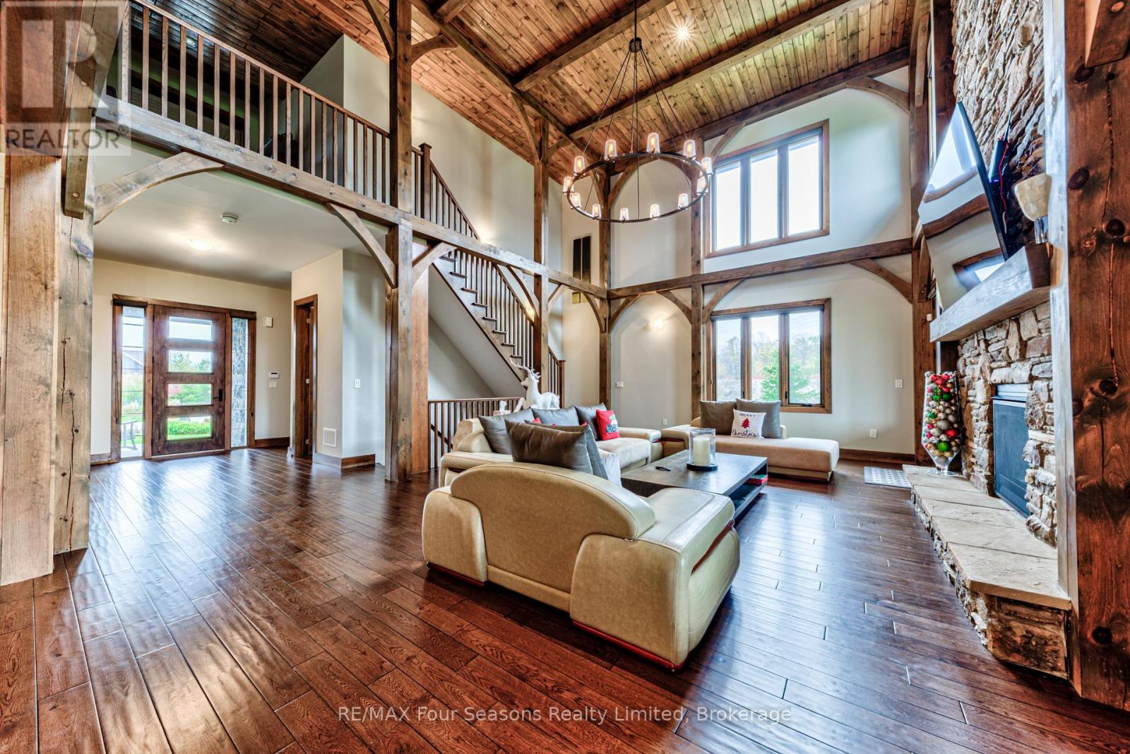 9 WINDROSE VALLEY BOULEVARD - 7