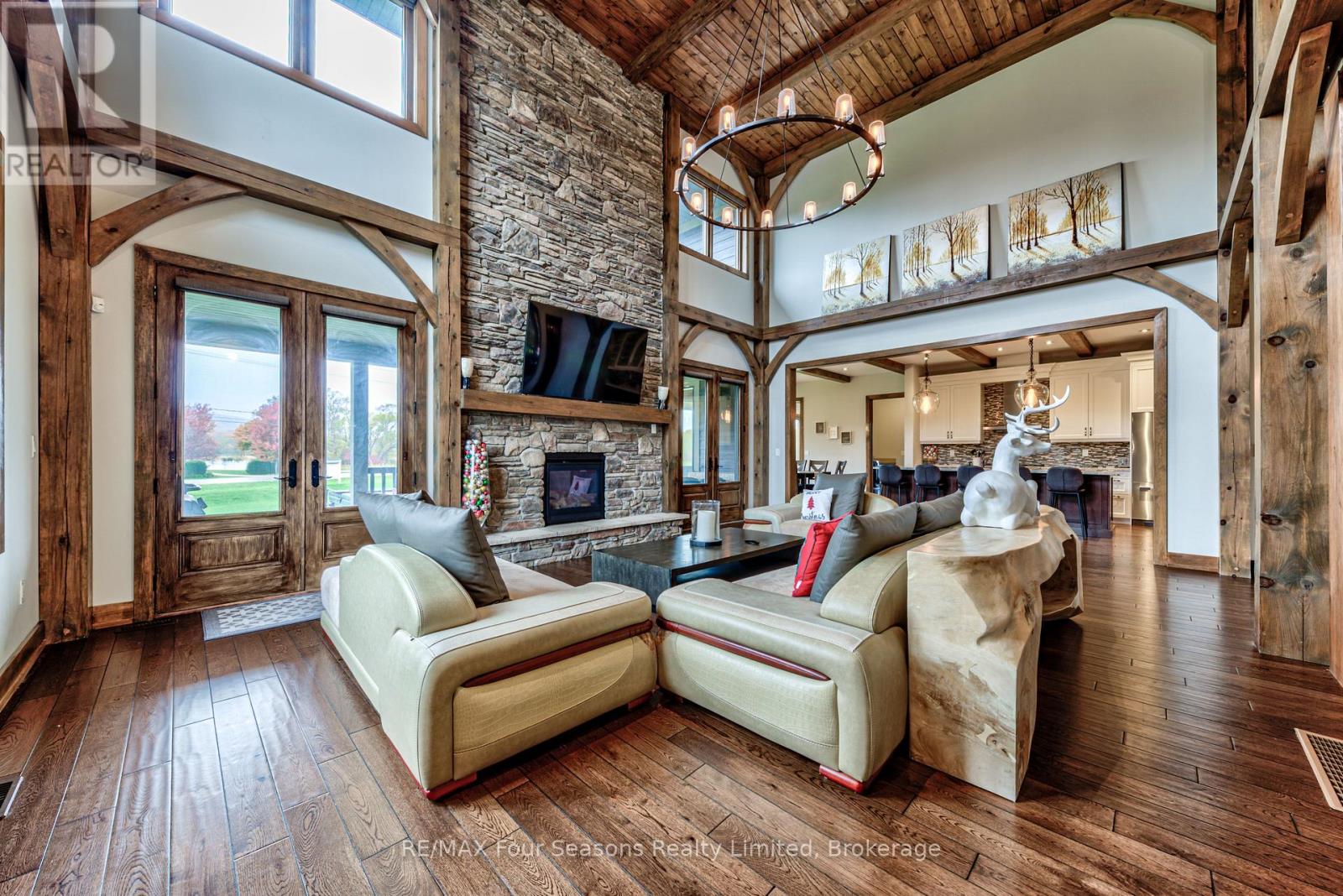 9 WINDROSE VALLEY BOULEVARD - 9
