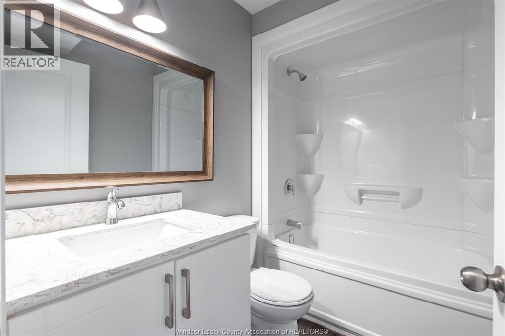 1044 Lena AVENUE Unit# Lower, Windsor, Ontario, N9C3K4 — Photo 13