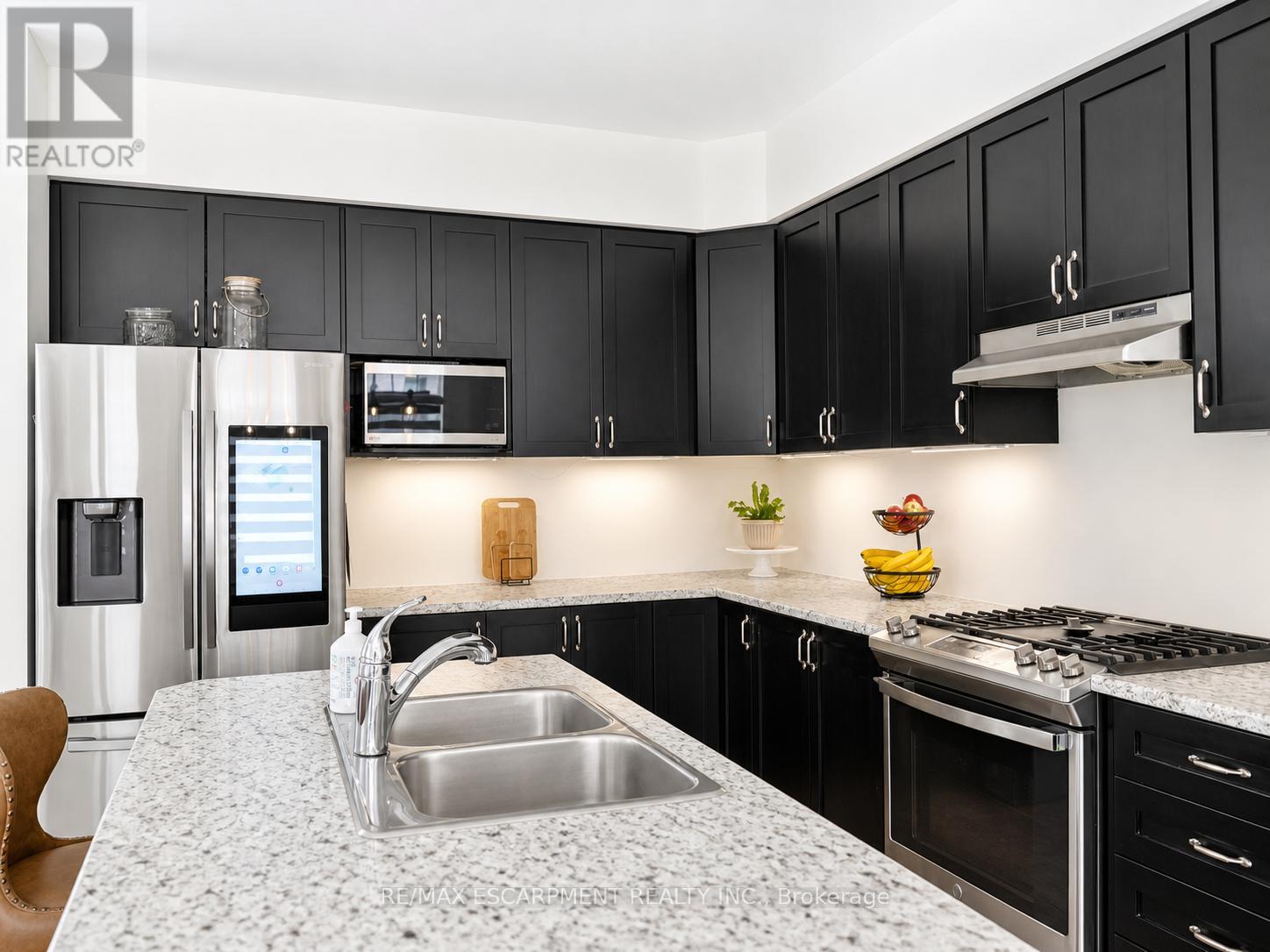 16 STAUFFER ROAD - 22