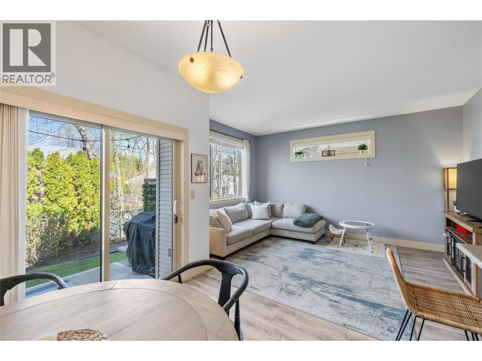 #4 335 Gerstmar Road - 8