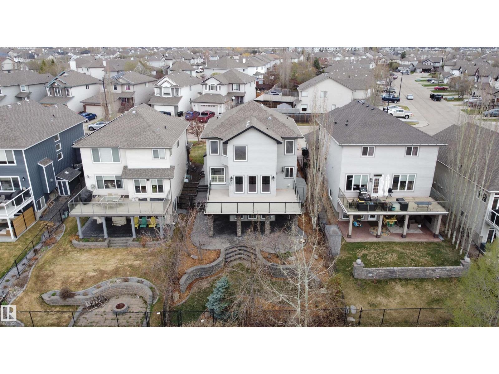 70 SUMMERCOURT RD - 75