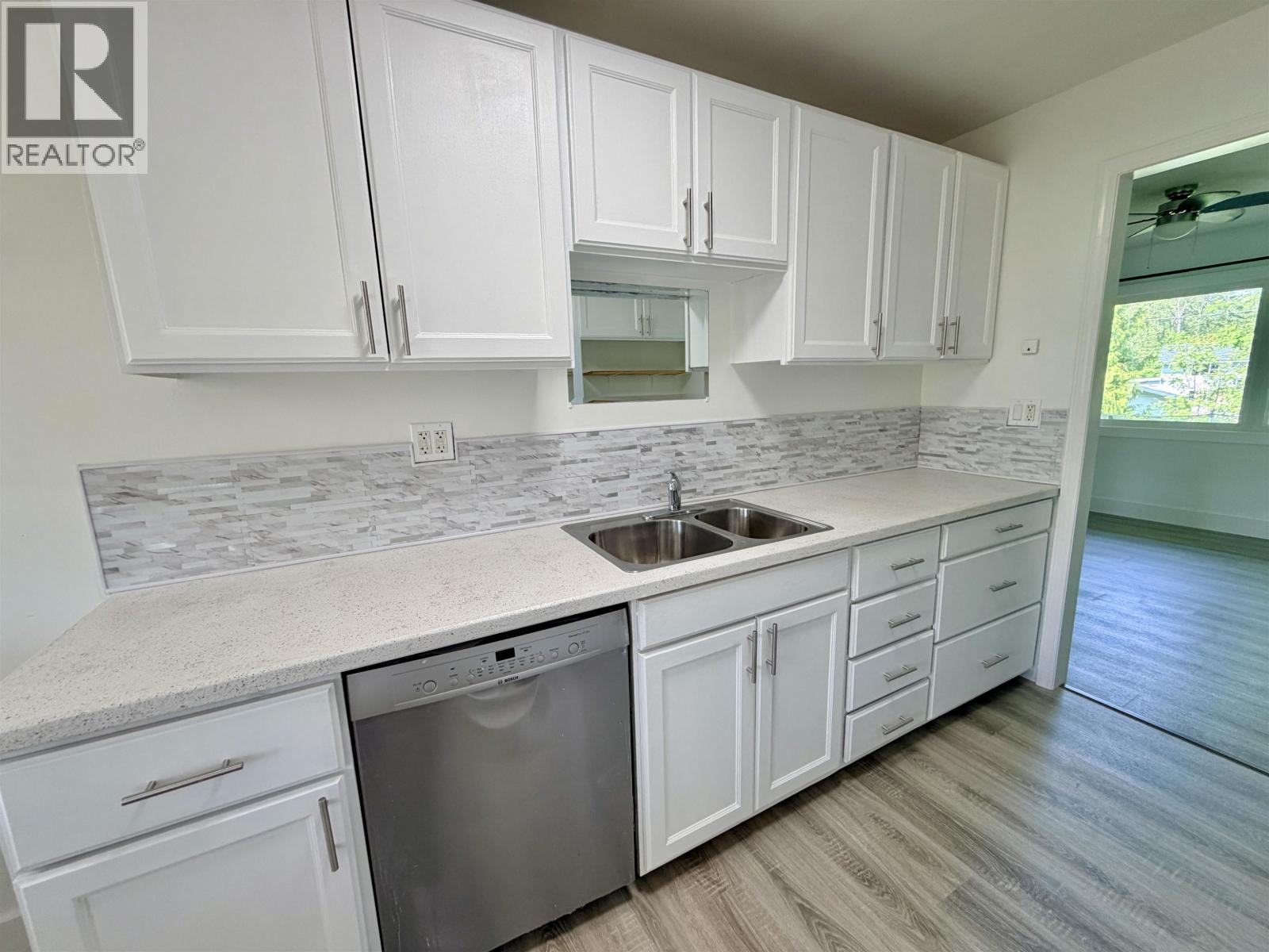 18 GANDER Crescent - photo 2
