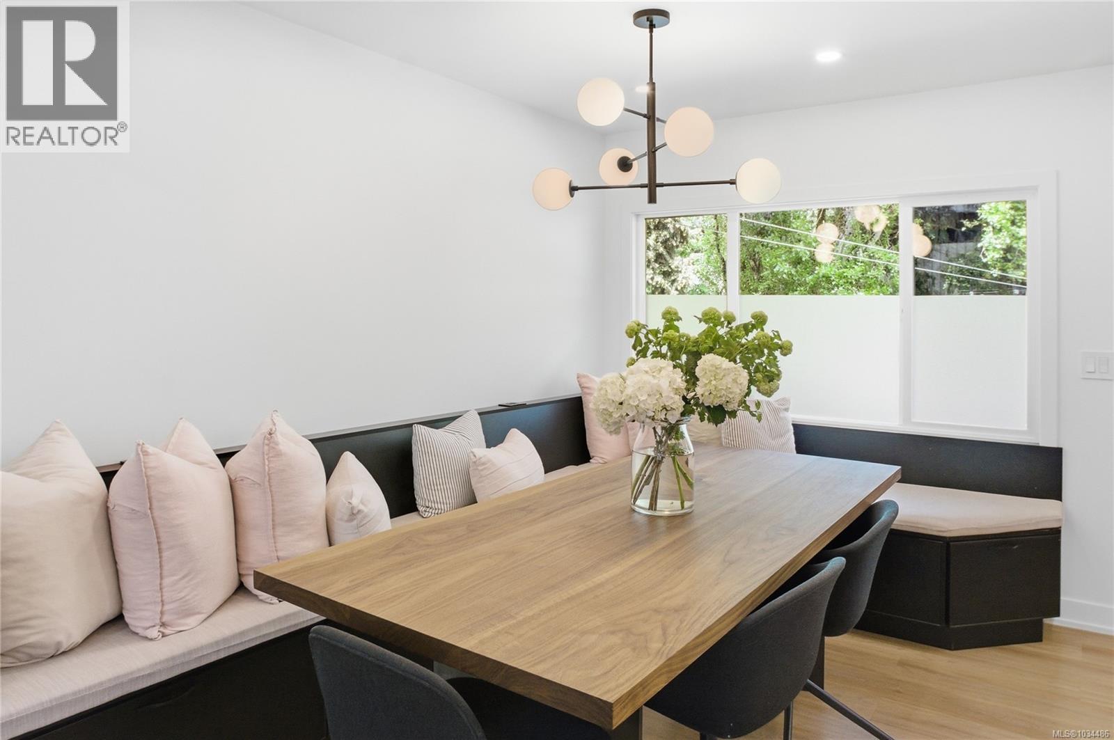 560 Kay St - 11