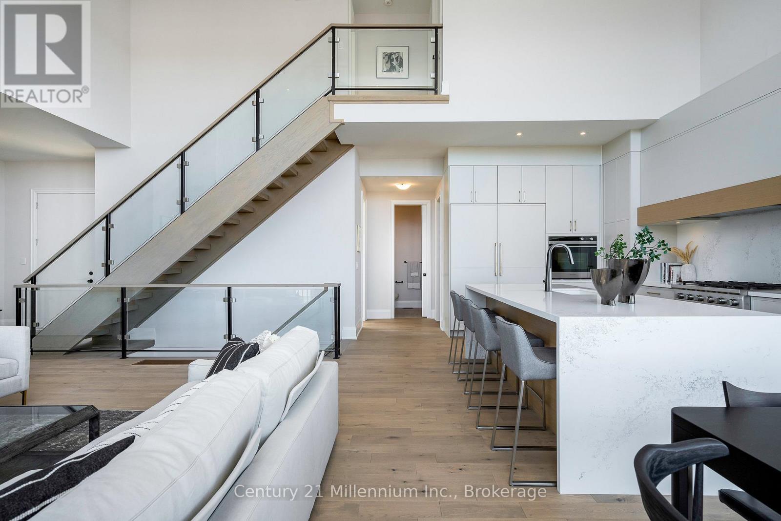 116 SLADDEN COURT - 12
