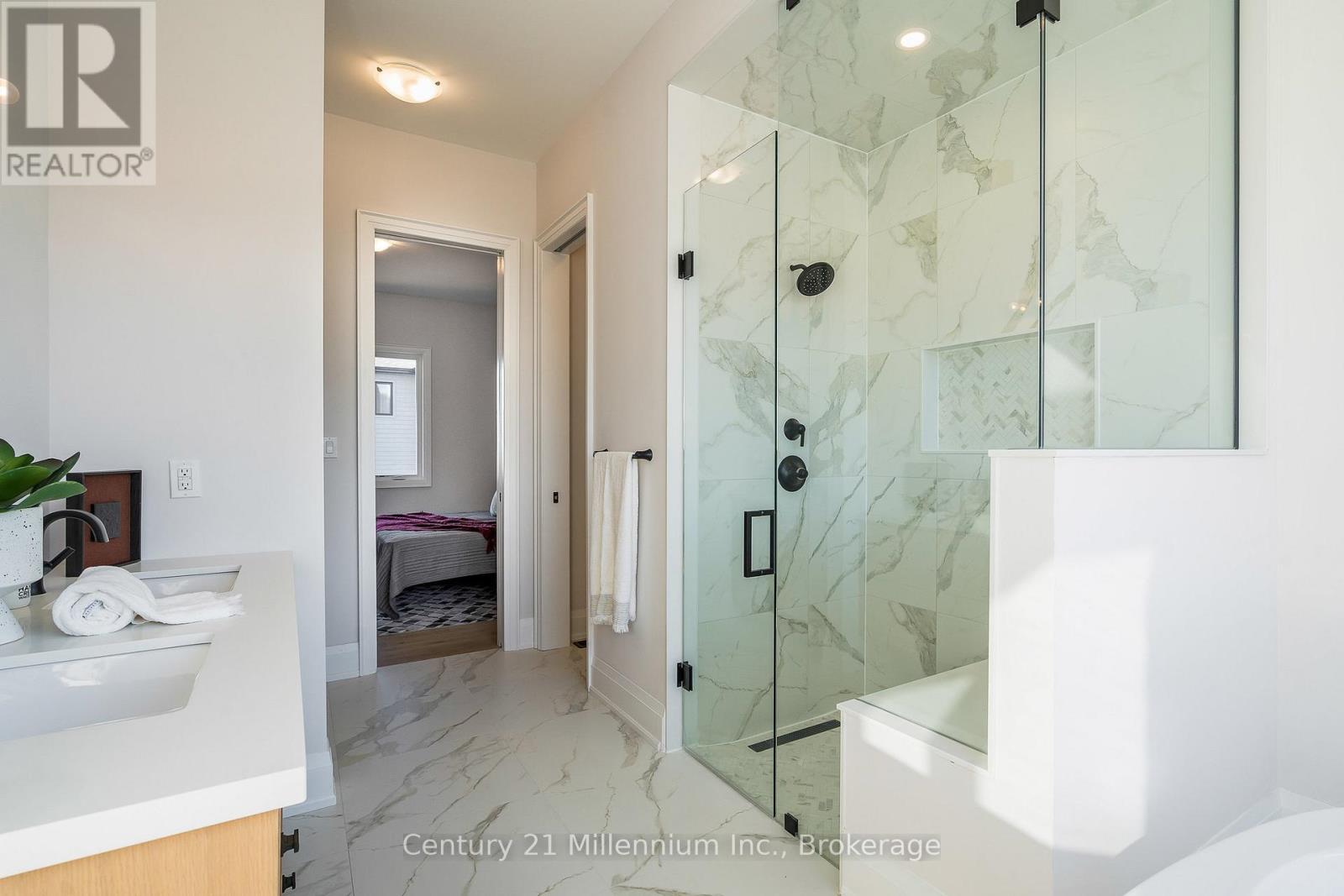 116 SLADDEN COURT - 30