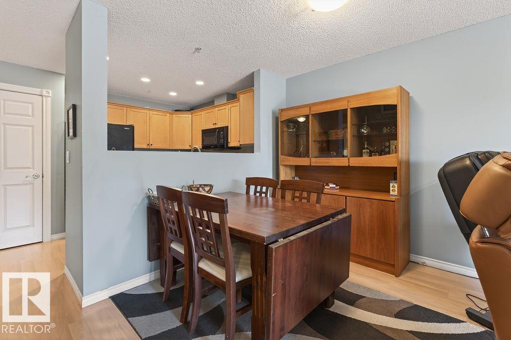 #305 12110 106 AV NW, Edmonton