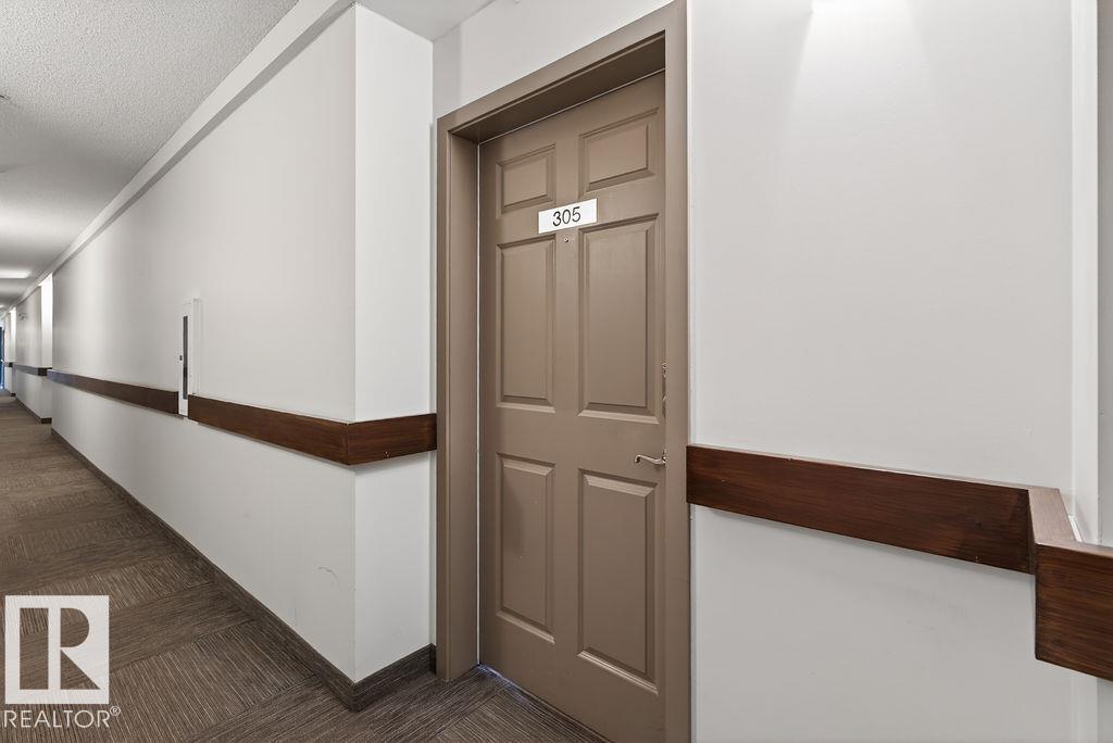 #305 12110 106 AV NW, Edmonton