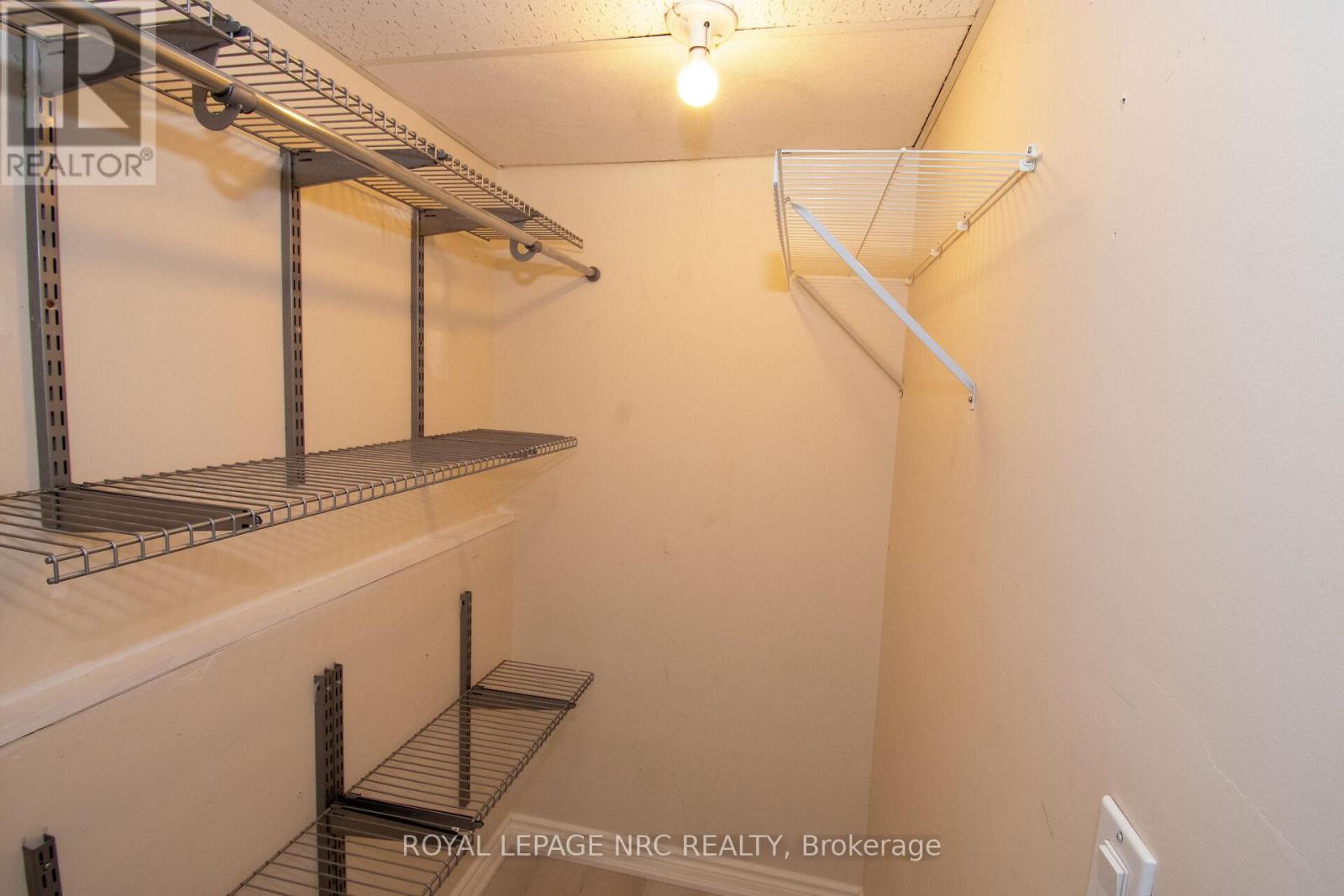 4958 GREENLANE ROAD - 49