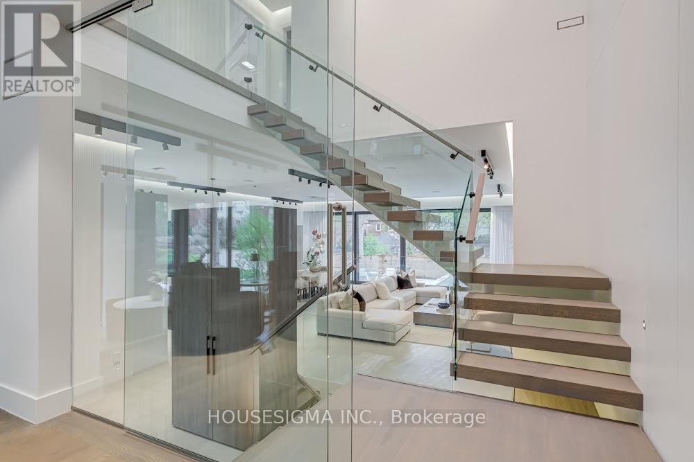 307 RICHVIEW AVENUE - 22