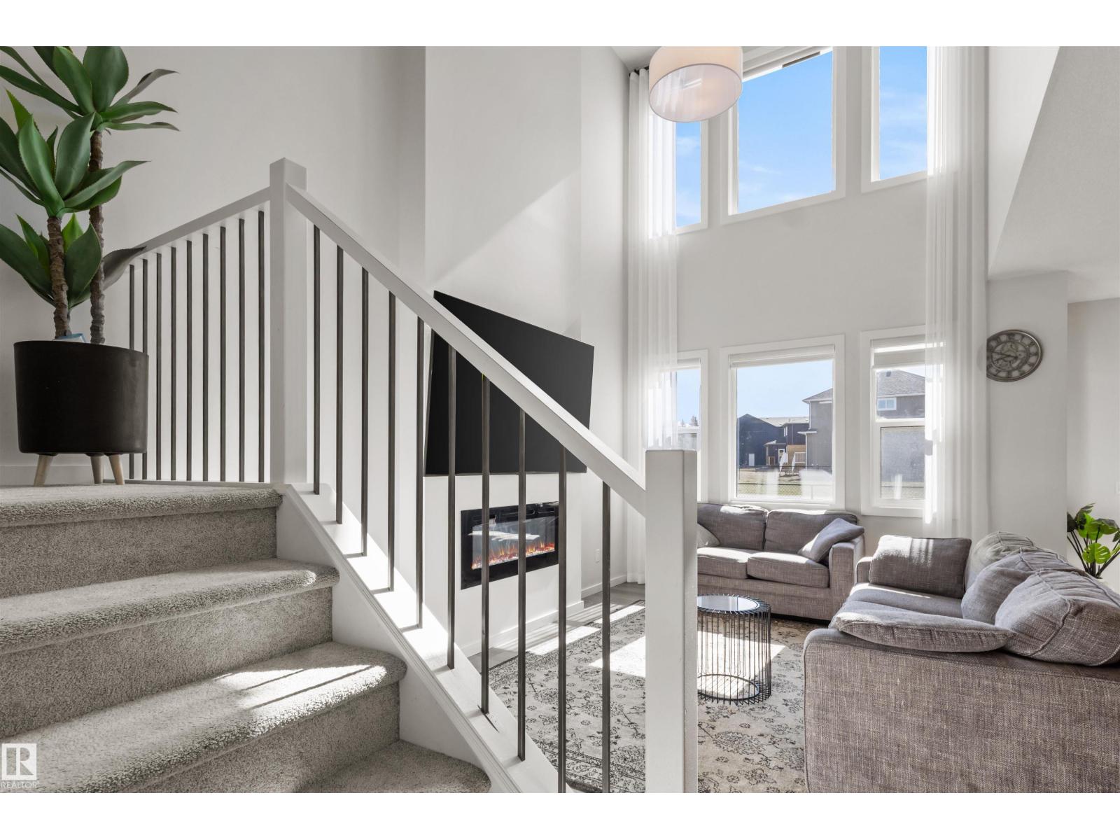 1471 PLUM CIRCLE CI SW, Edmonton