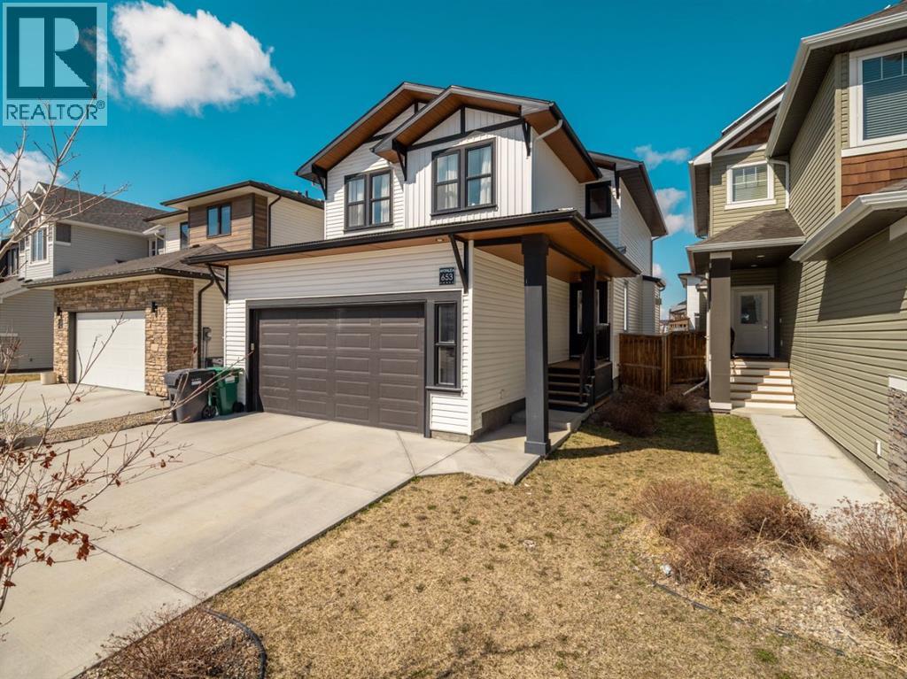 653 Aquitania Boulevard W - 1