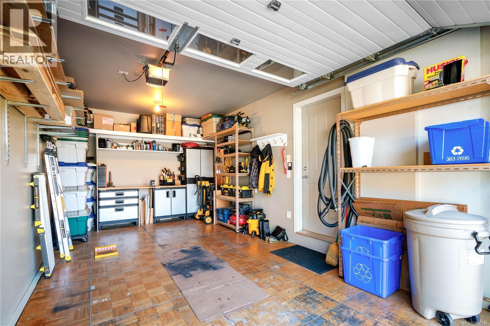  687 Kingsview Ridge, Langford