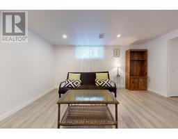 Living room - 96 Searle Avenue, Toronto, ON M3H4A7 Photo 8