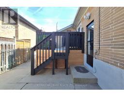 96 Searle Avenue, Toronto, ON M3H4A7 Photo 12