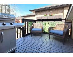 96 Searle Avenue, Toronto, ON M3H4A7 Photo 13