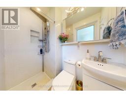 96 Searle Avenue, Toronto, ON M3H4A7 Photo 24