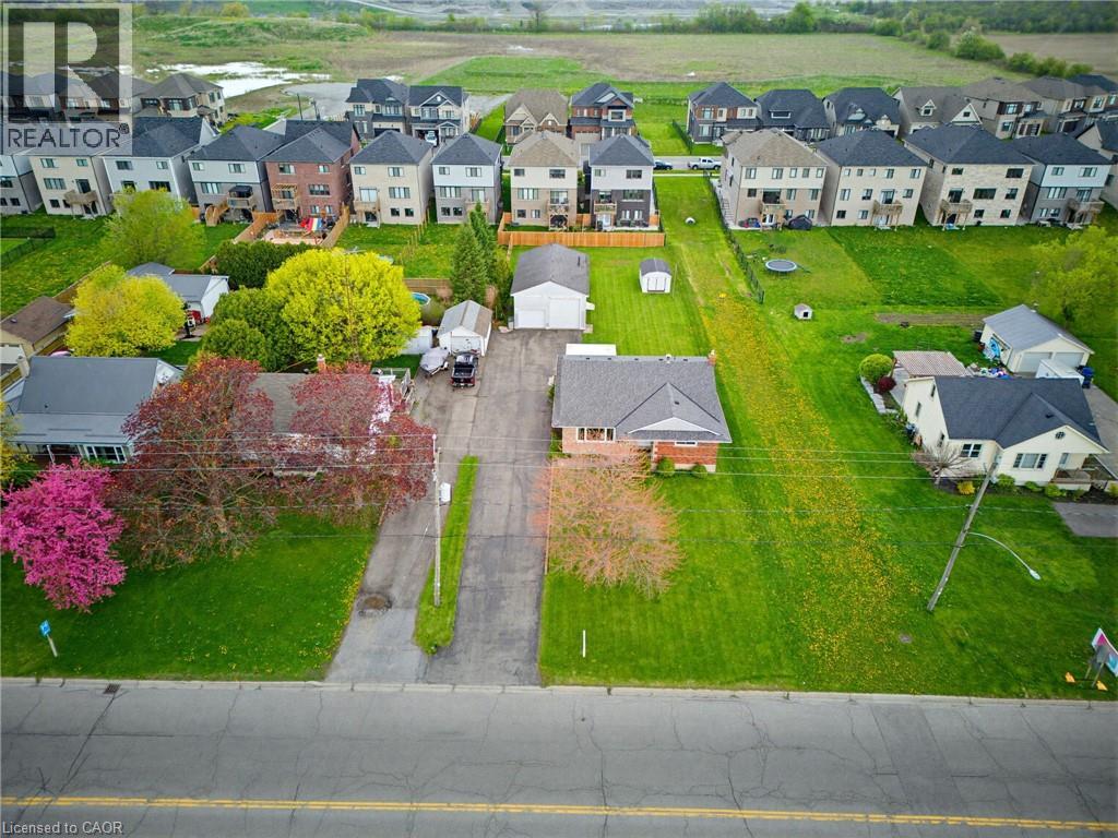 127 KING Street E - 37