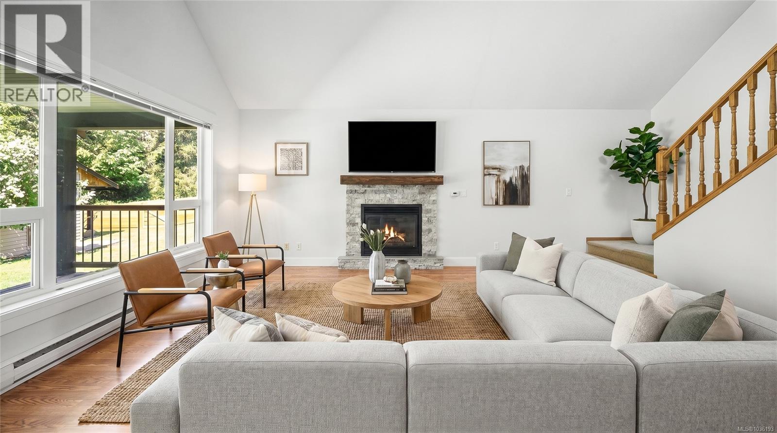 1940 Woodridge Rd - 4