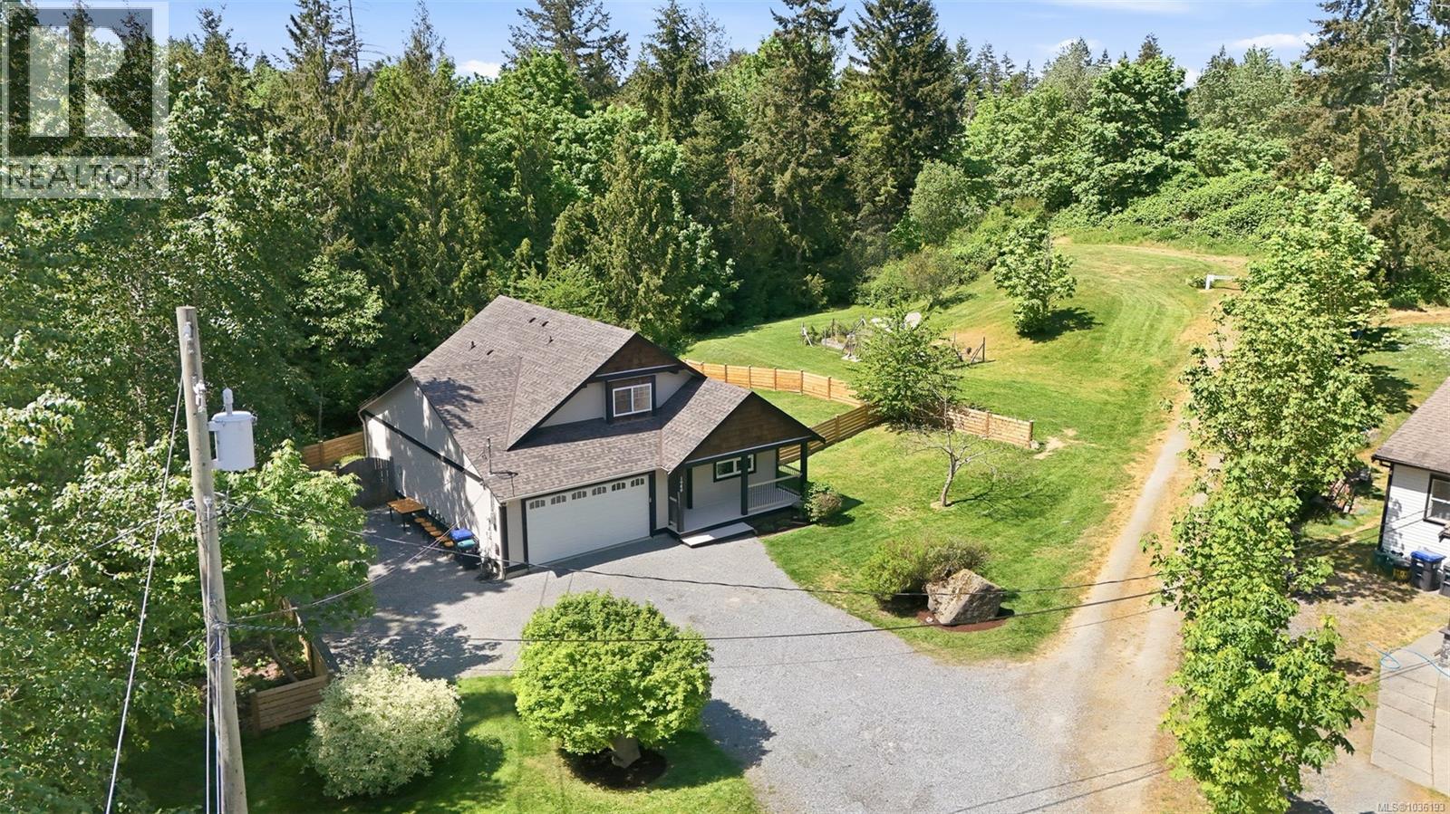 1940 Woodridge Rd - 44