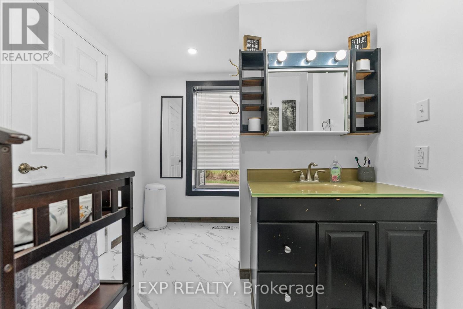 1290 FOY ROAD - 21