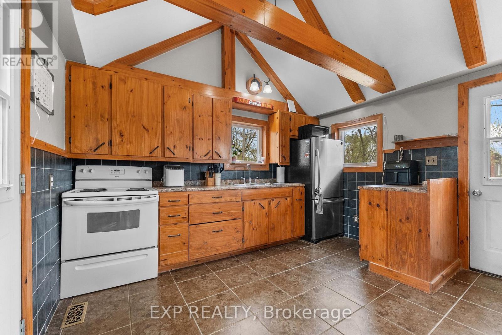1290 FOY ROAD - 8