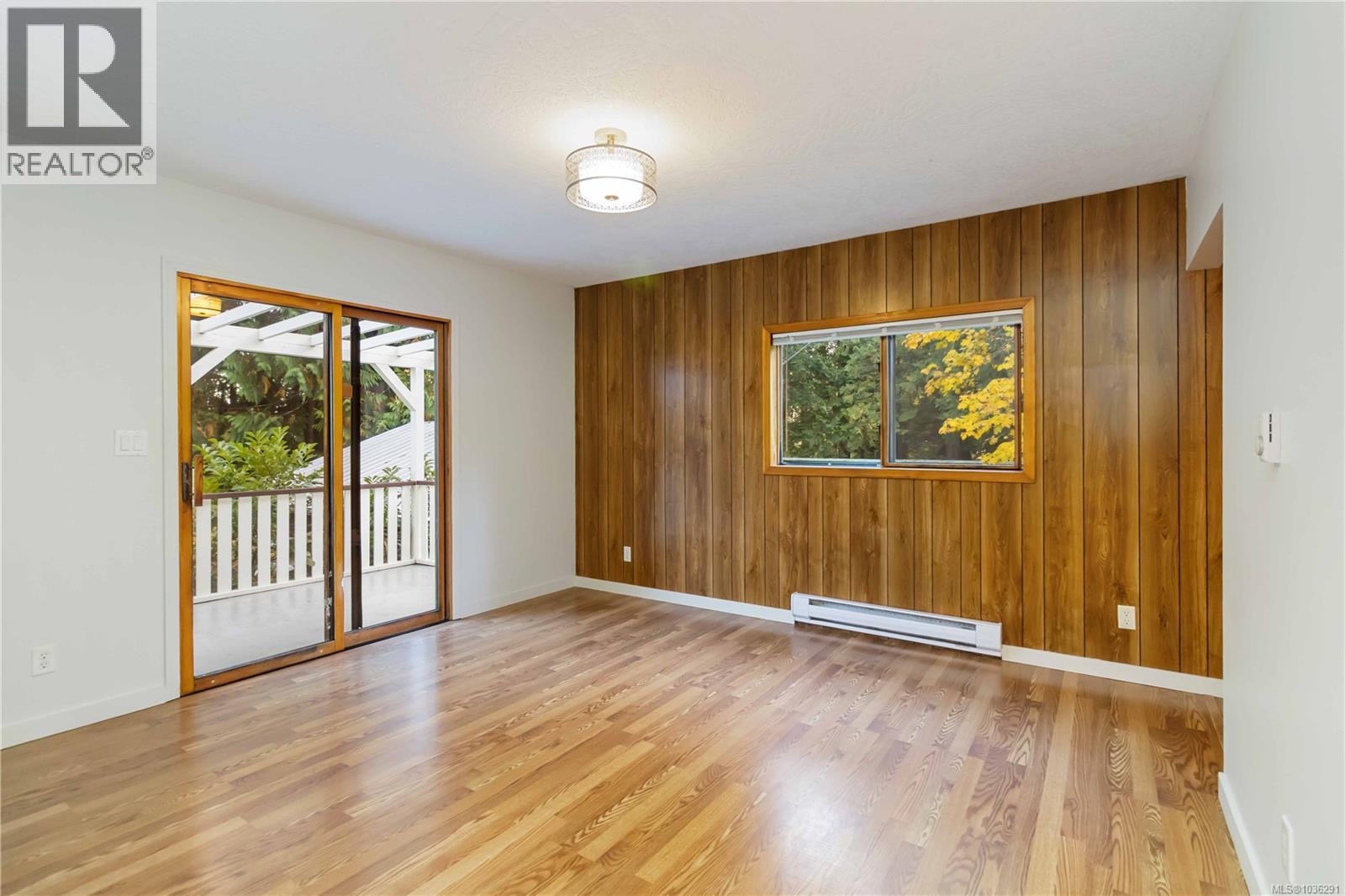 3384 Otter Point Rd - 13