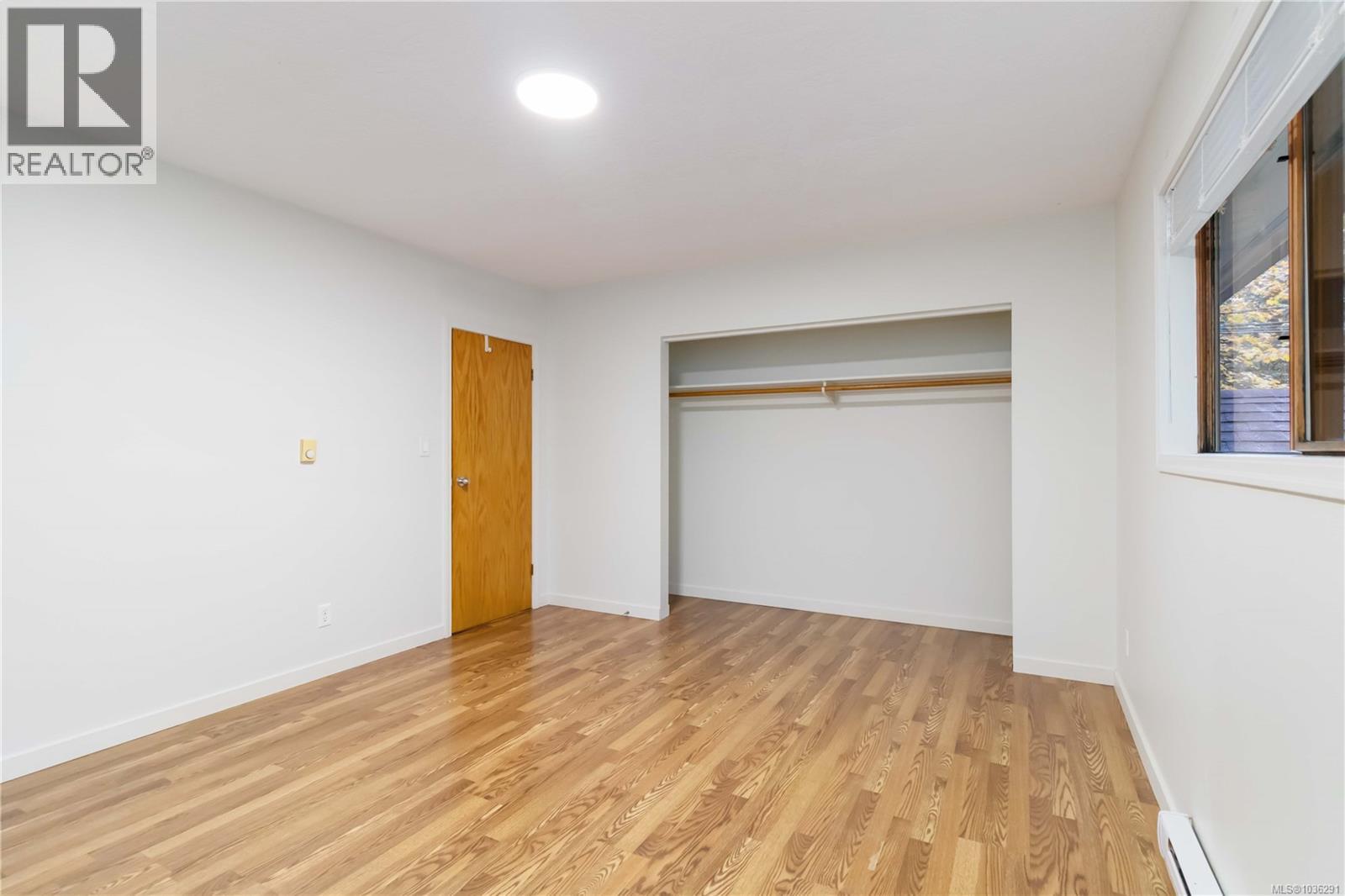 3384 Otter Point Rd - 18