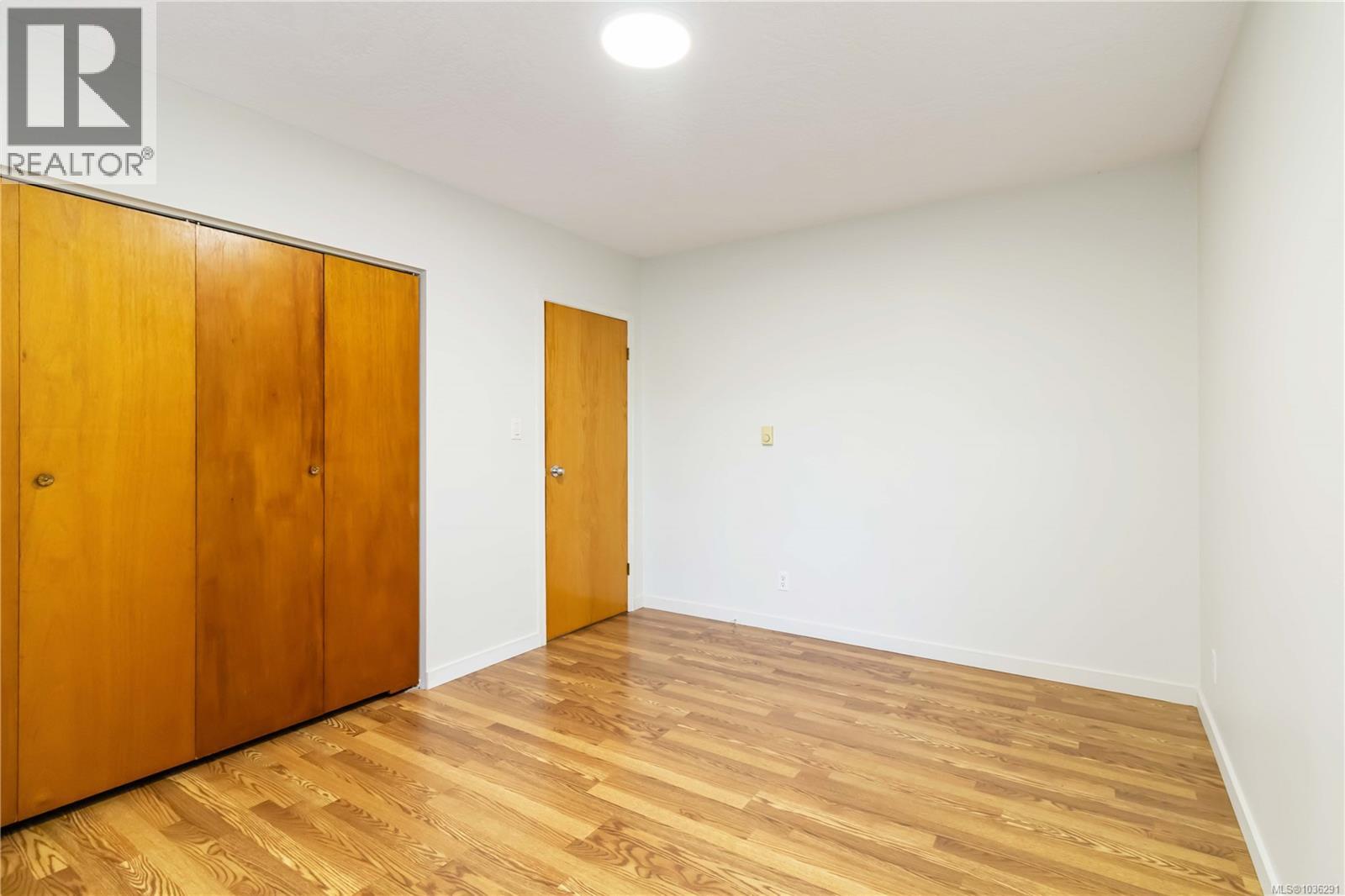 3384 Otter Point Rd - 21