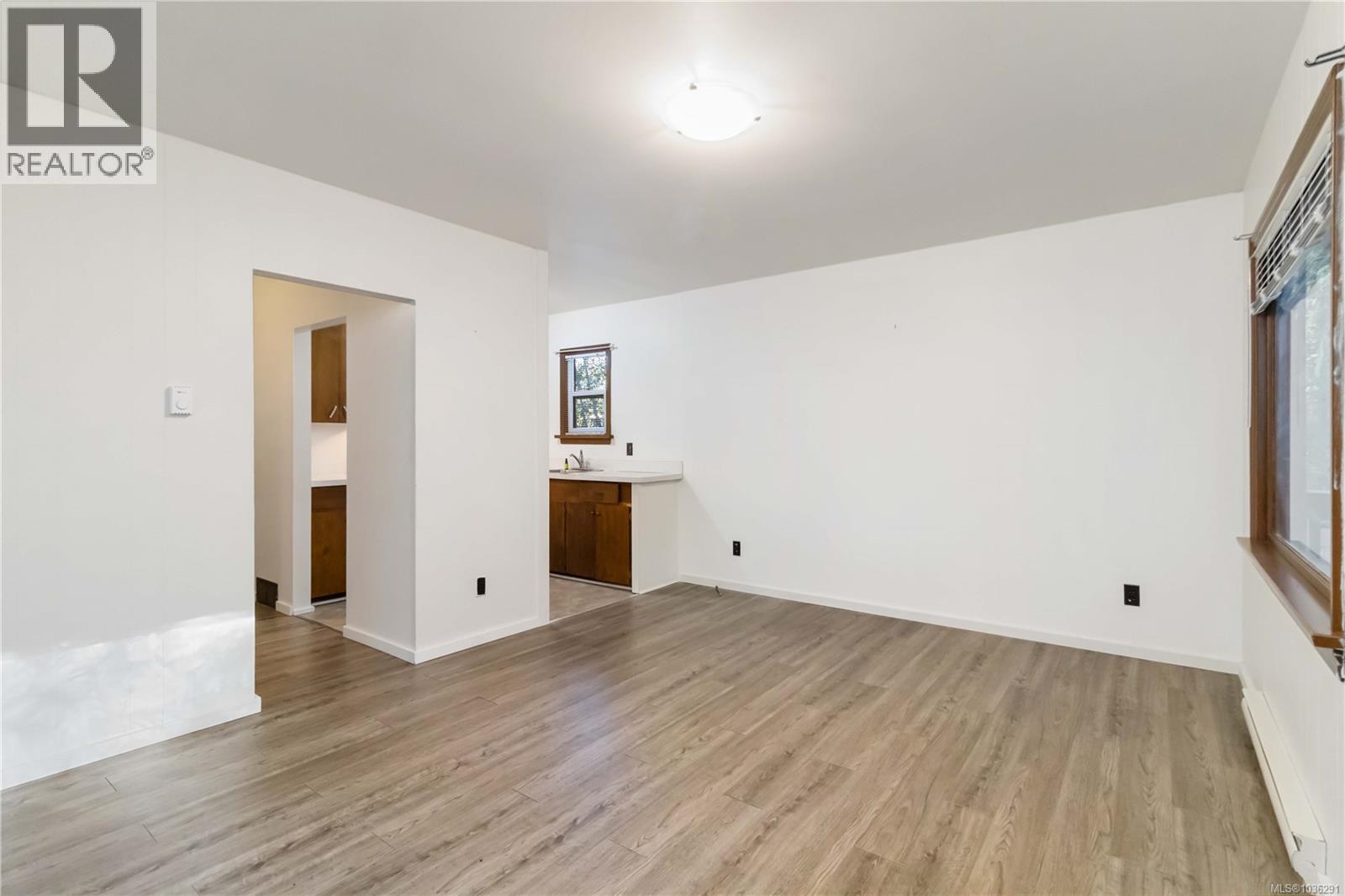 3384 Otter Point Rd - 36