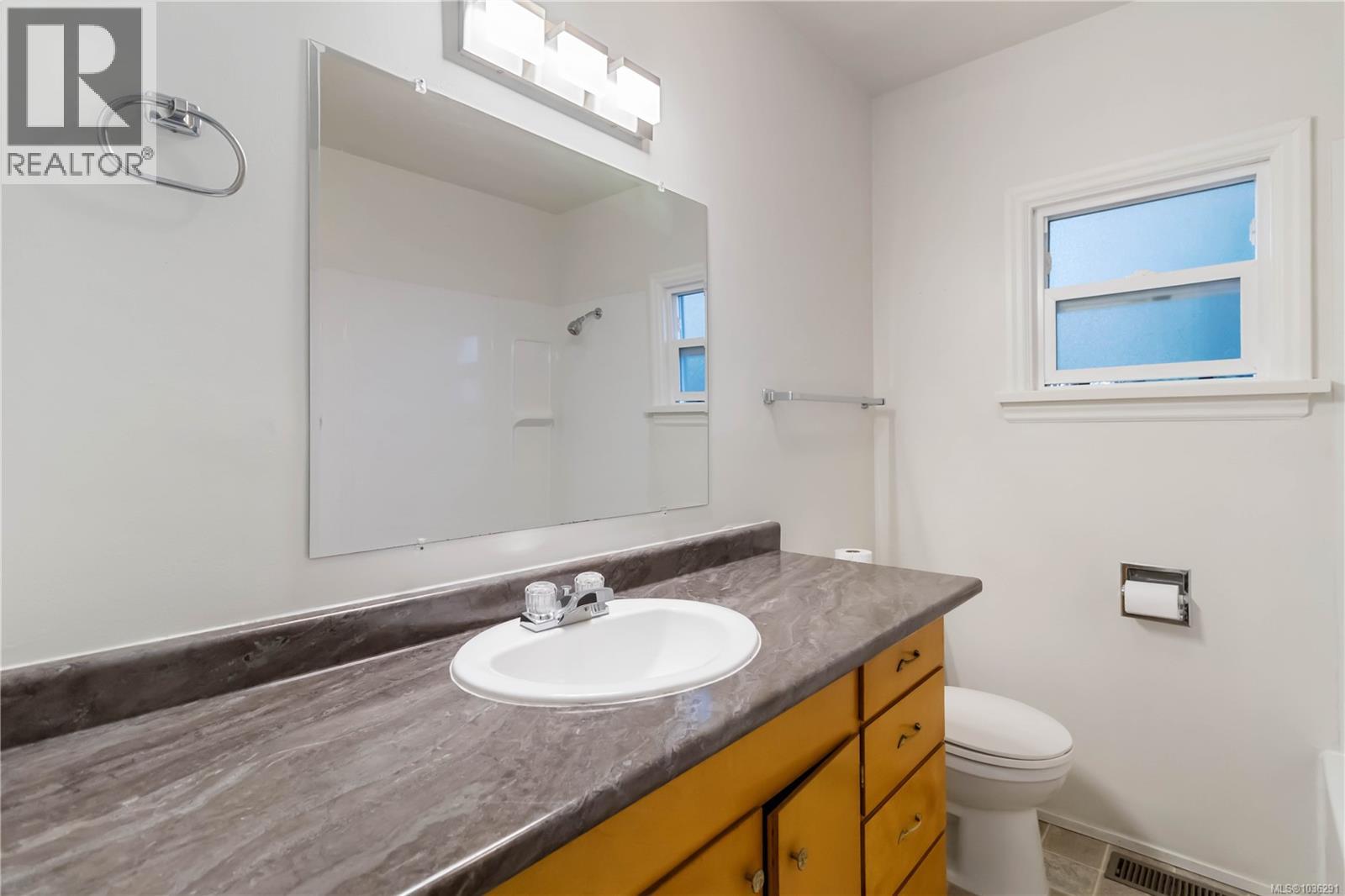 3384 Otter Point Rd - 41