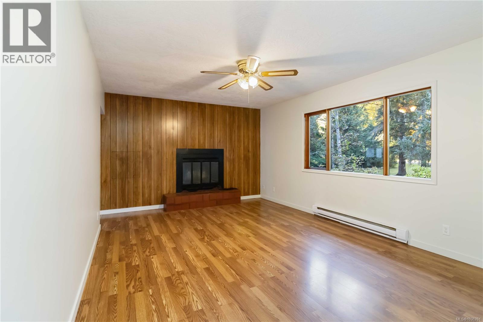 3384 Otter Point Rd - 6