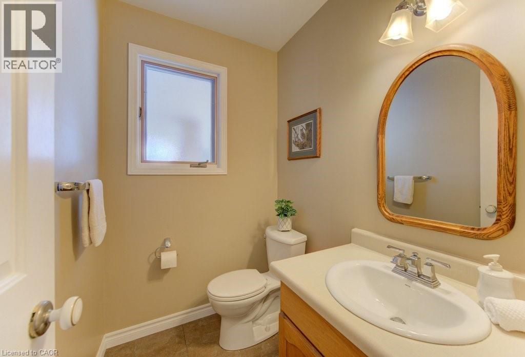 594 HUNTERS Place - 19
