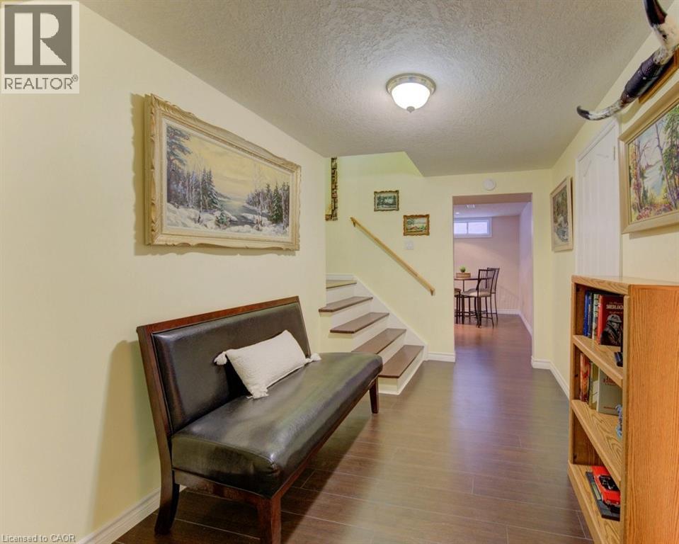 594 HUNTERS Place - 31
