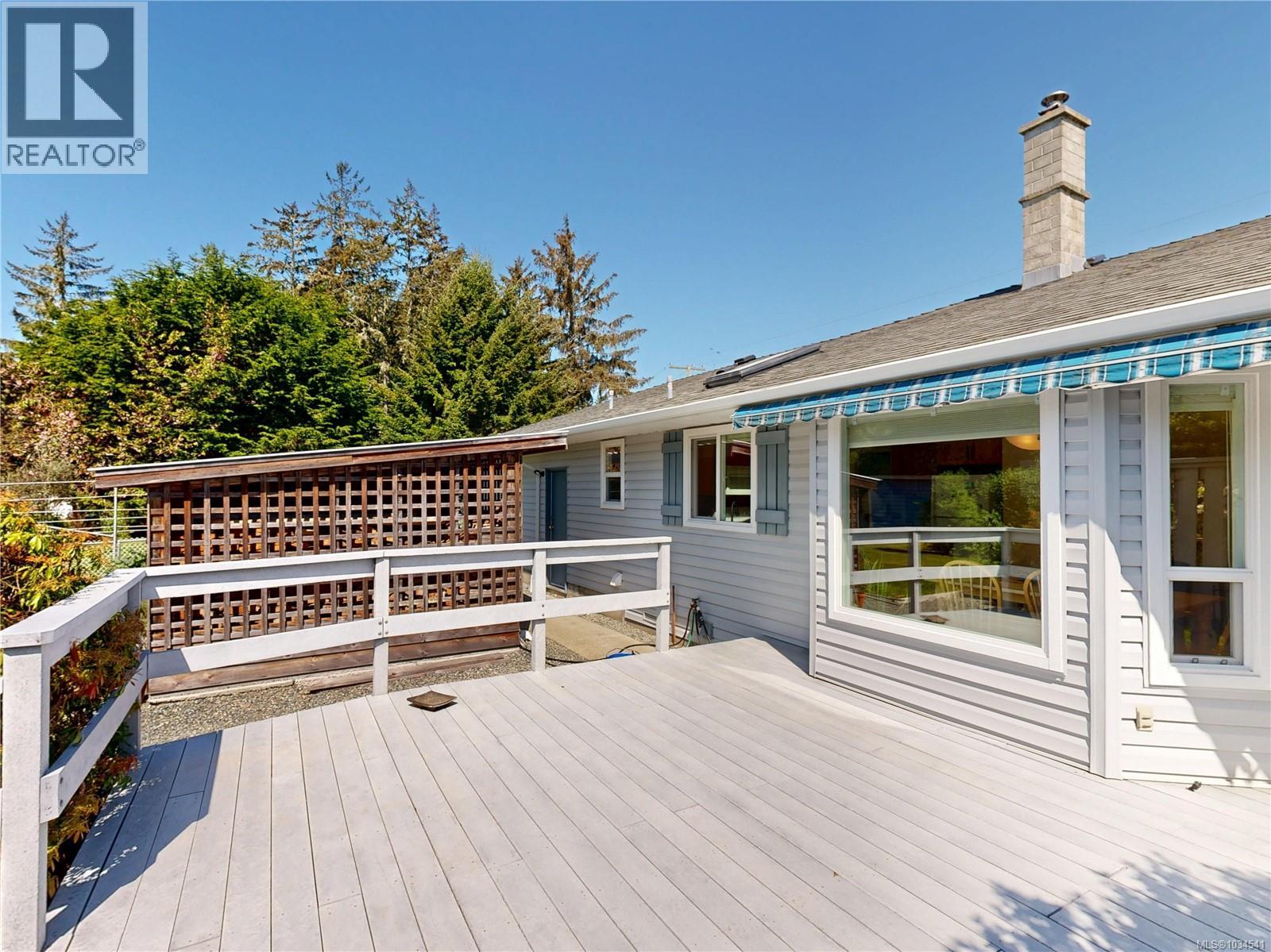 1588 Whiffin Spit Rd - 38