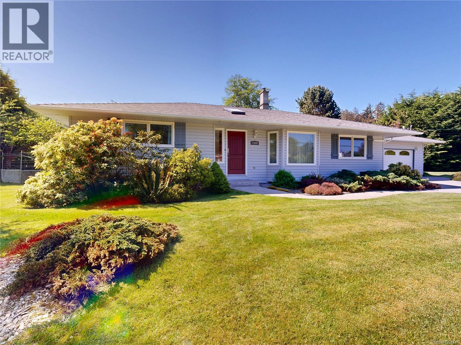 1588 Whiffin Spit Rd - 34