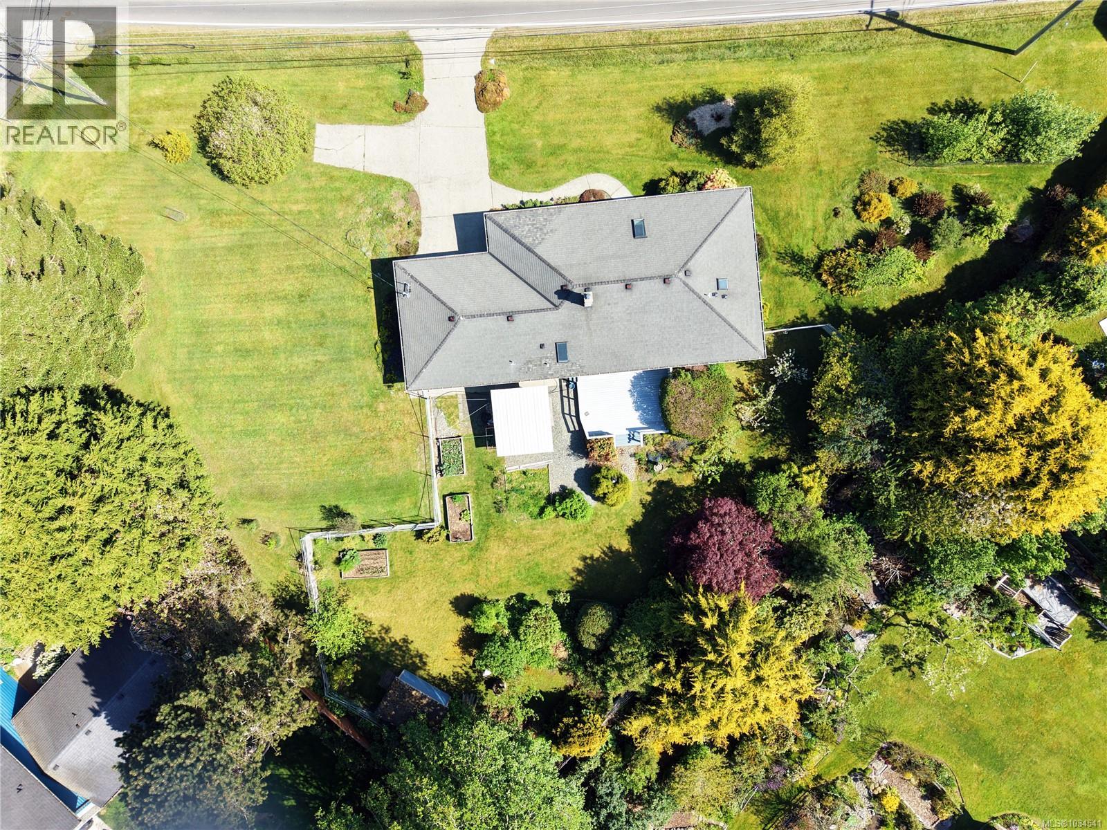 1588 Whiffin Spit Rd - 8