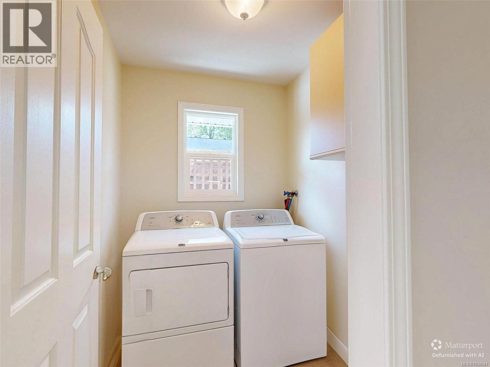 1588 Whiffin Spit Rd - 33