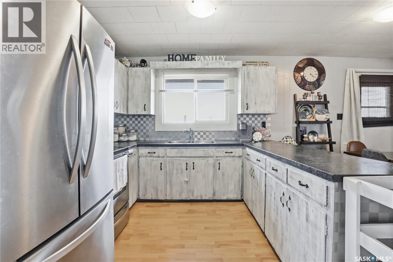 608 Aurora STREET - 4