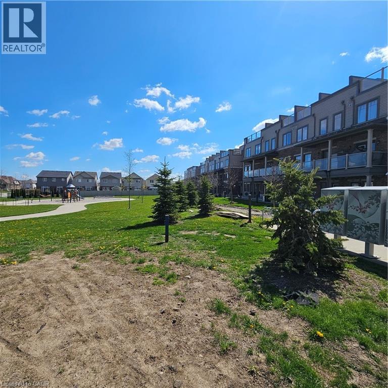 70 WILLOWRUN Drive Unit# E4, Kitchener, Ontario, N2A0J3 — Photo 16