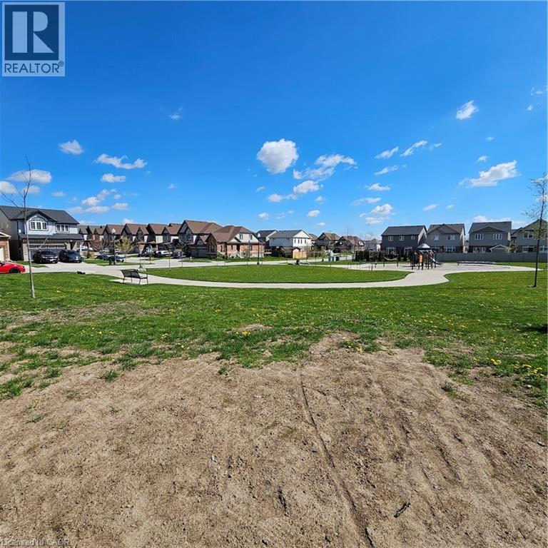 70 WILLOWRUN Drive Unit# E4, Kitchener, Ontario, N2A0J3 — Photo 21